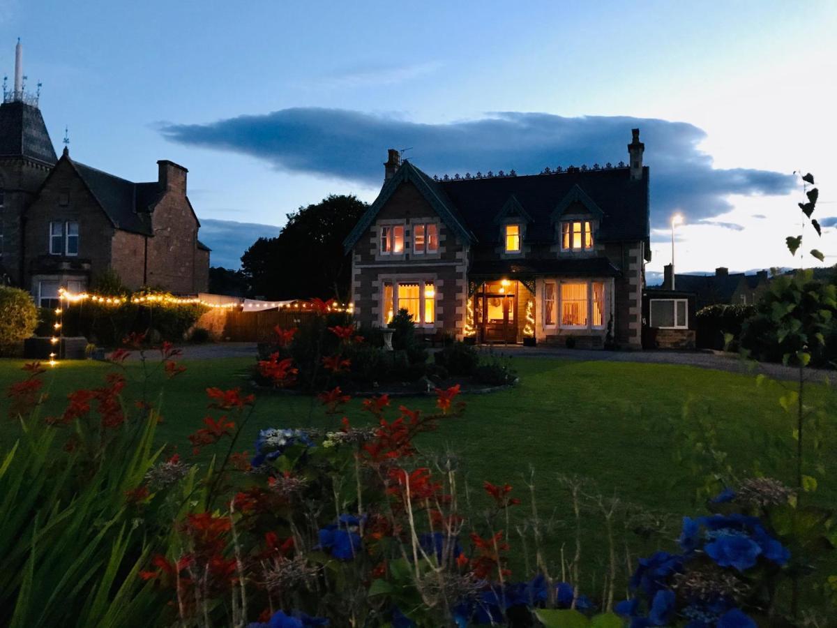 Lairds Lodge Inverness Extérieur photo