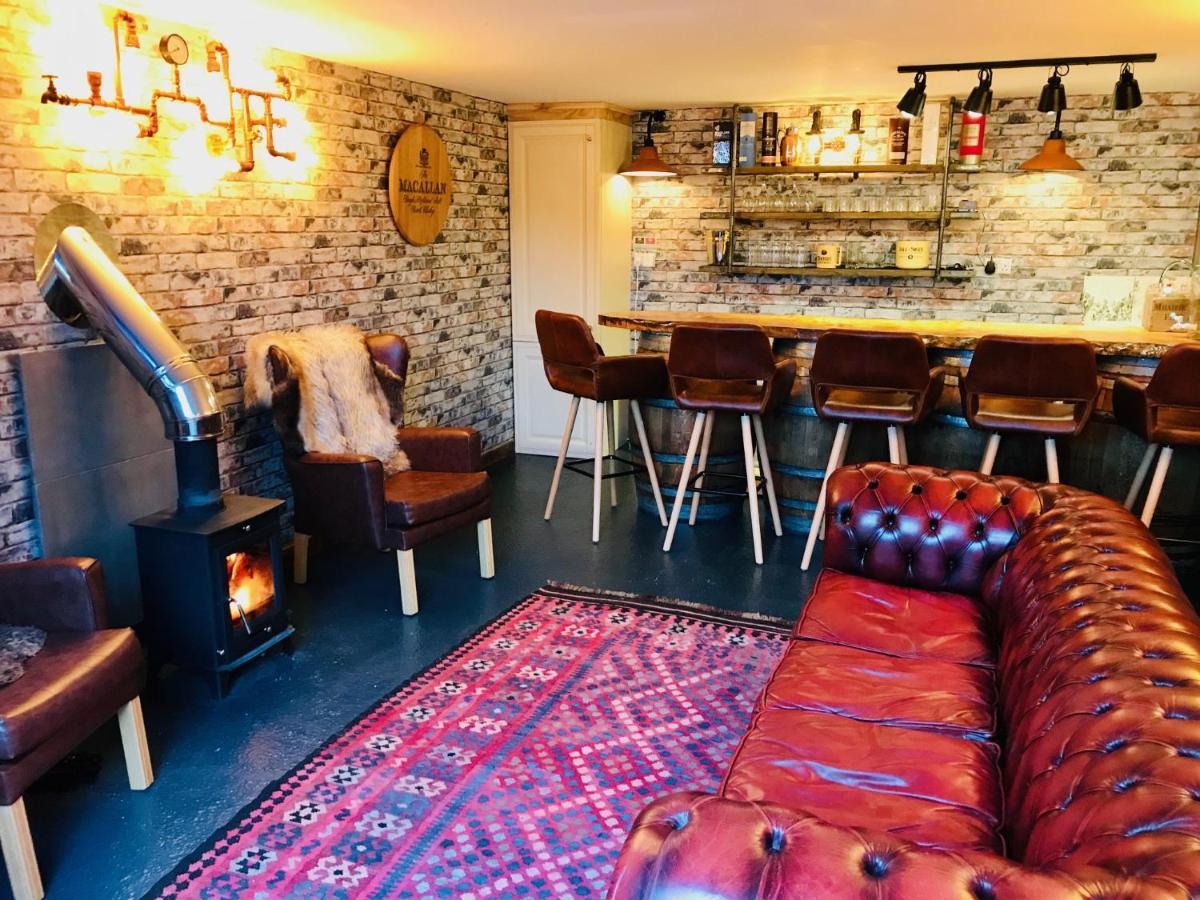 Lairds Lodge Inverness Extérieur photo
